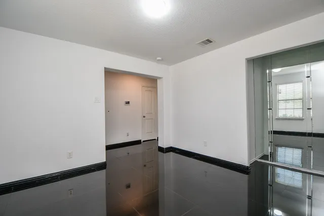 $2,150 | 2015 Treasure Mountain Drive, Spring, TX 77388