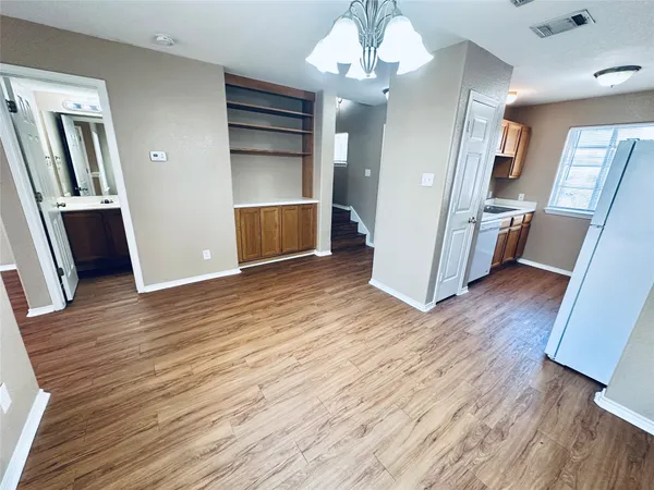 $1,325 | 8814 Schick Road, Unit B, Austin, TX 78729