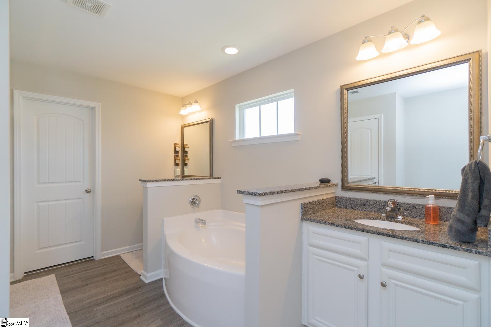 710 Camberwell Road Simpsonville, SC 29680 - Photo 21 of 33 Gallery Image 21
