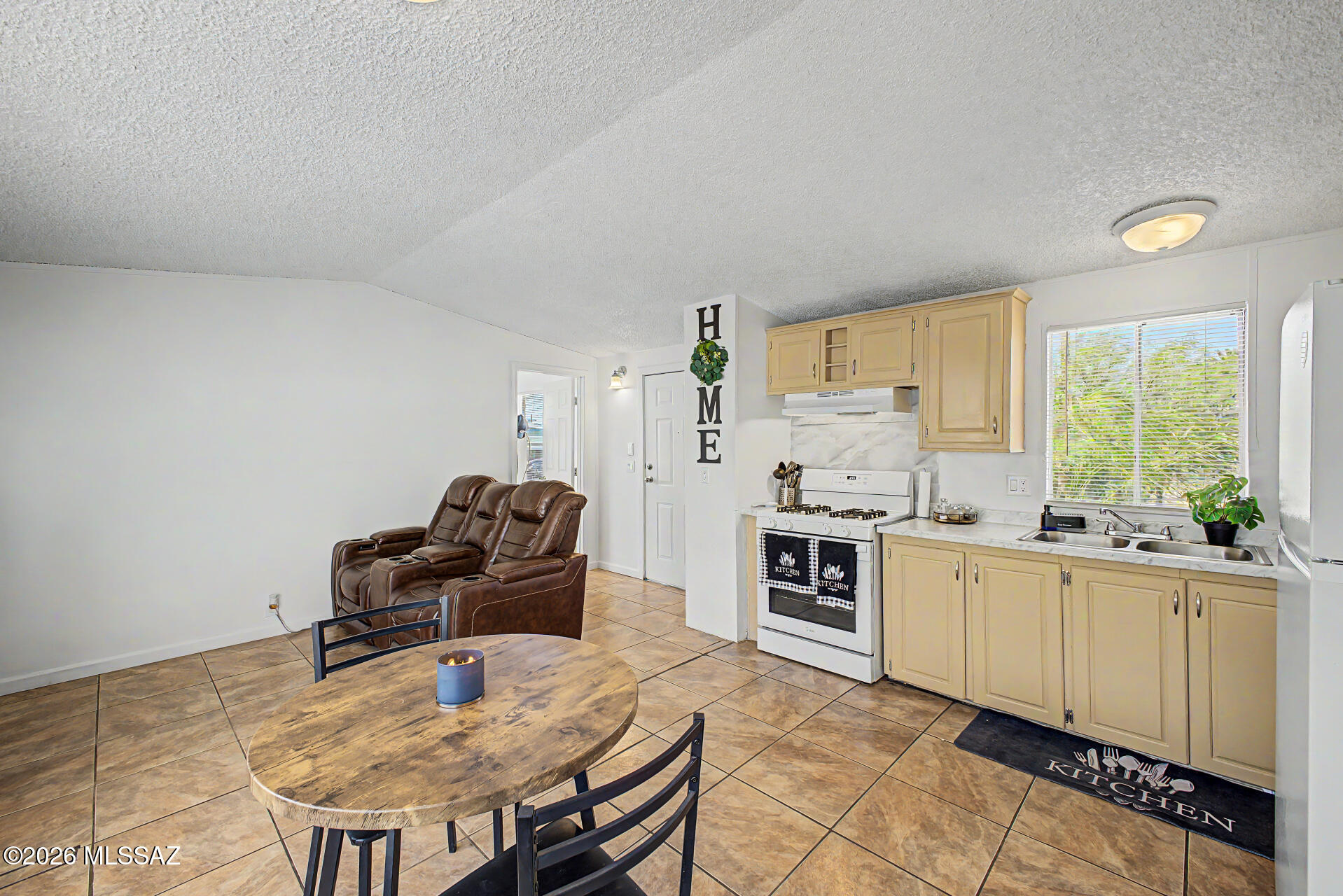 5505 North Shannon Road, Unit 6 Tucson, AZ 85705 - Photo 11 of 32 12 - Shannon