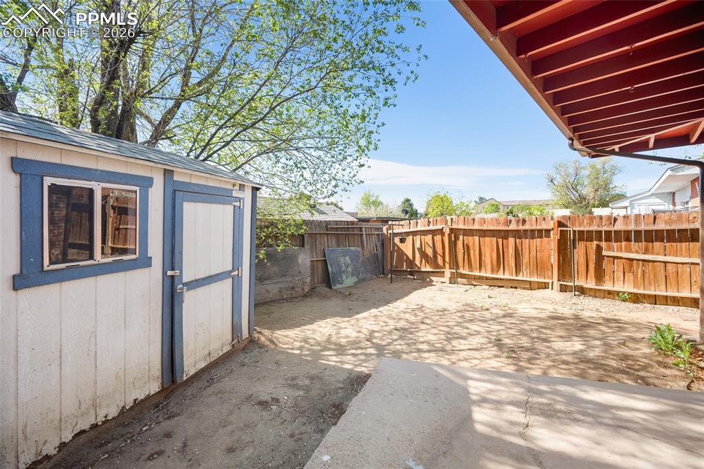 357-359 Fairway South Colorado Springs, CO 80906 - Photo 20 of 20 a view of a backyard space