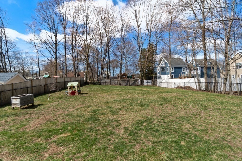 79 Border Street Dedham, MA 02026 - Photo 26 of 29 Gallery Image 26