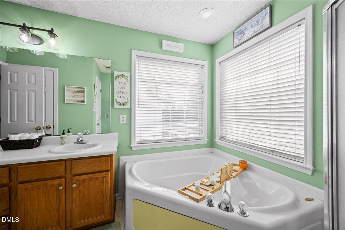 1320 Sunswept Circle Raleigh, NC 27603 - Photo 33 of 39 31-2A1A9312