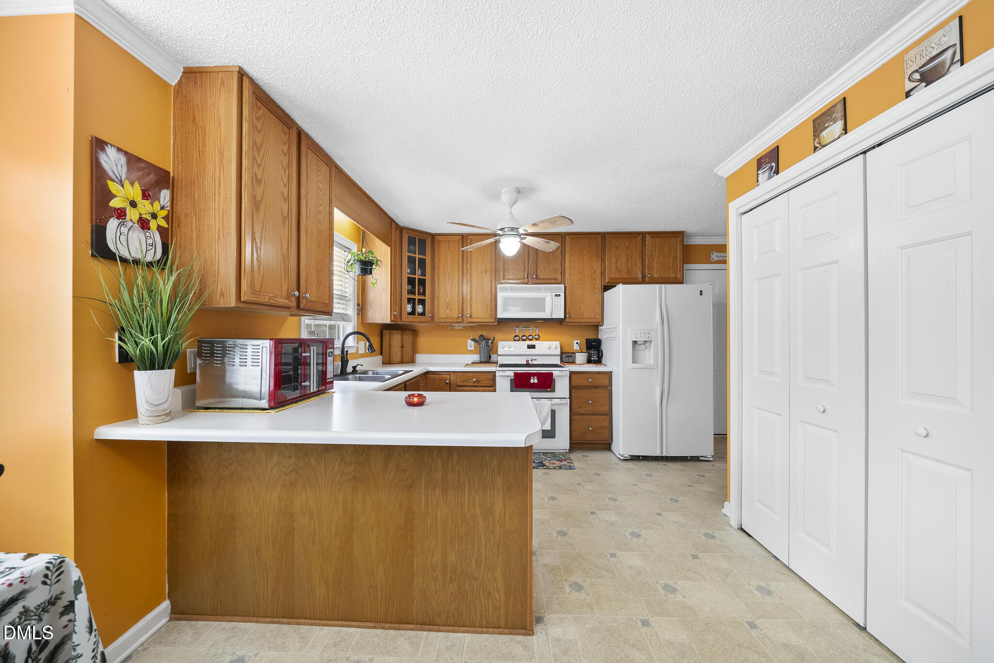 1320 Sunswept Circle Raleigh, NC 27603 - Photo 8 of 36 DSC01888