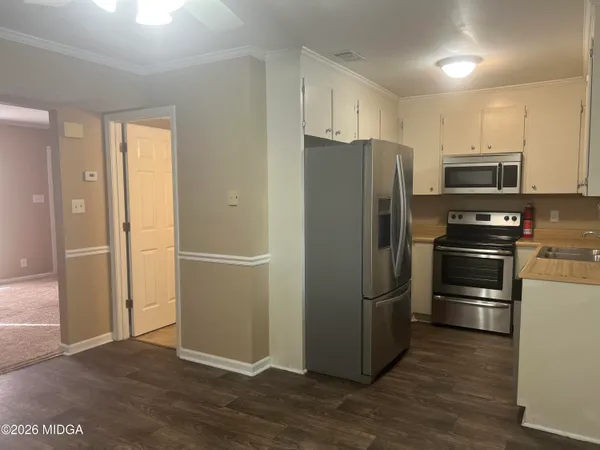 $1,400 | 137 North Springs Court, Macon, GA 31210