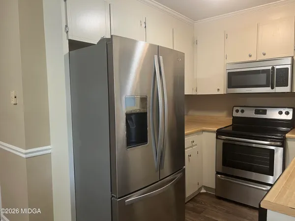 $1,400 | 137 North Springs Court, Macon, GA 31210