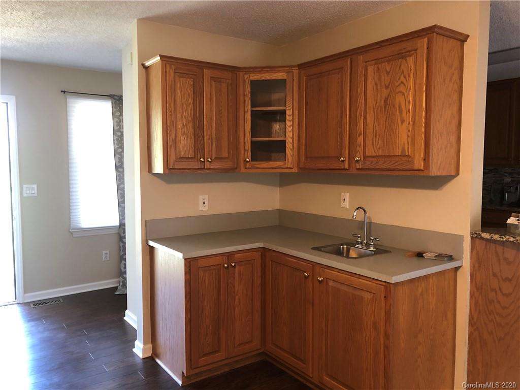 244 Laren Road Grover, NC 28073 - Photo 7 of 27