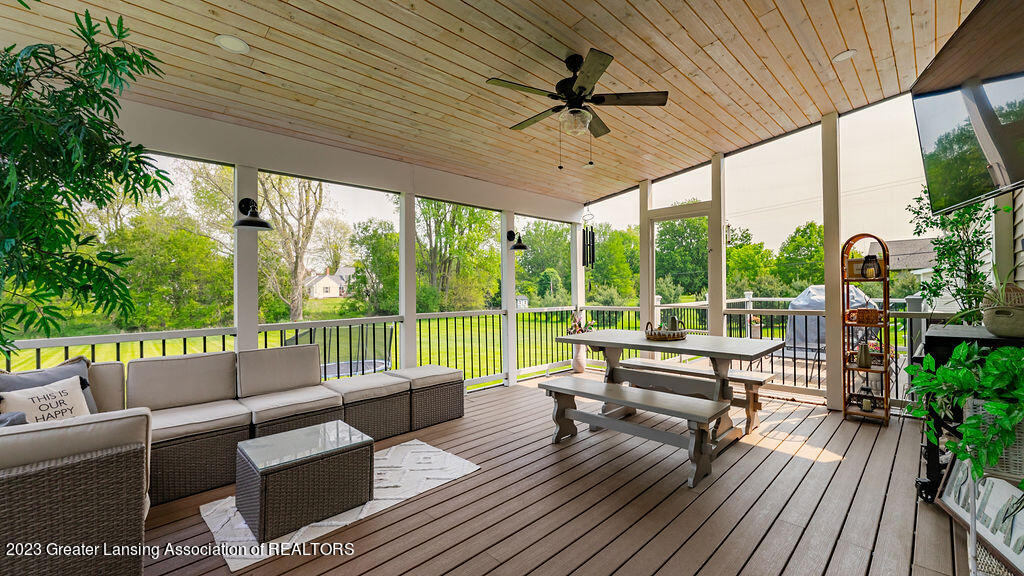 17 Three Oaks Road Okemos, MI 48864 - Photo 5 of 45 17ThreeOaks05