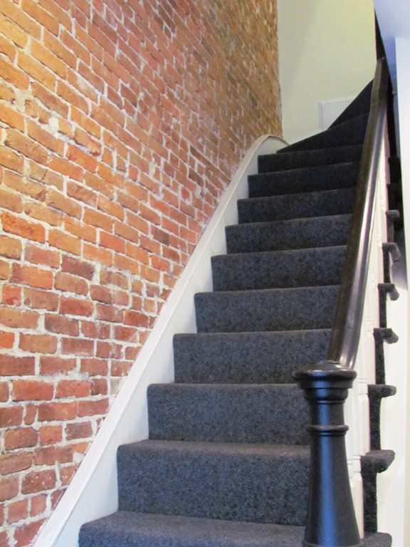 762 East 6th Street, Unit 2 Boston, MA 02127 - Photo 3 of 12