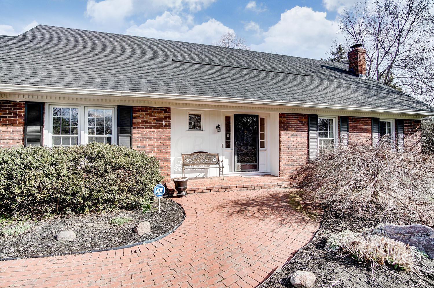2500 Lane Road Columbus, OH 43220 - Photo 2 of 27