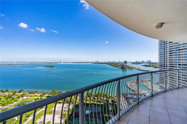 $3,200 | 1750 North Bayshore Drive, Unit 2301, Miami, FL 33132