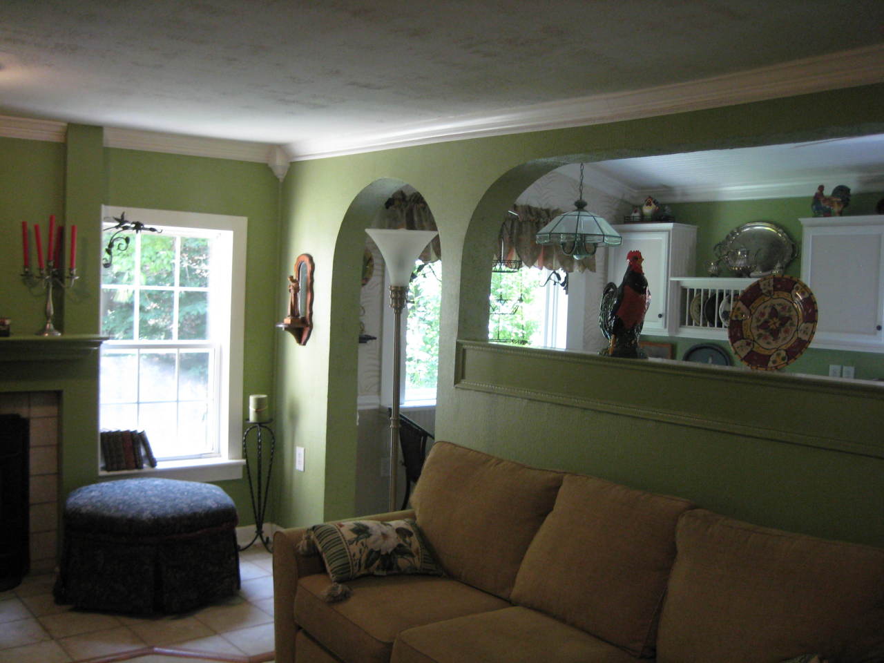 340 Ambrose Road Elliston, VA 24087 - Photo 3 of 21 a living room with furniture and a potted plant