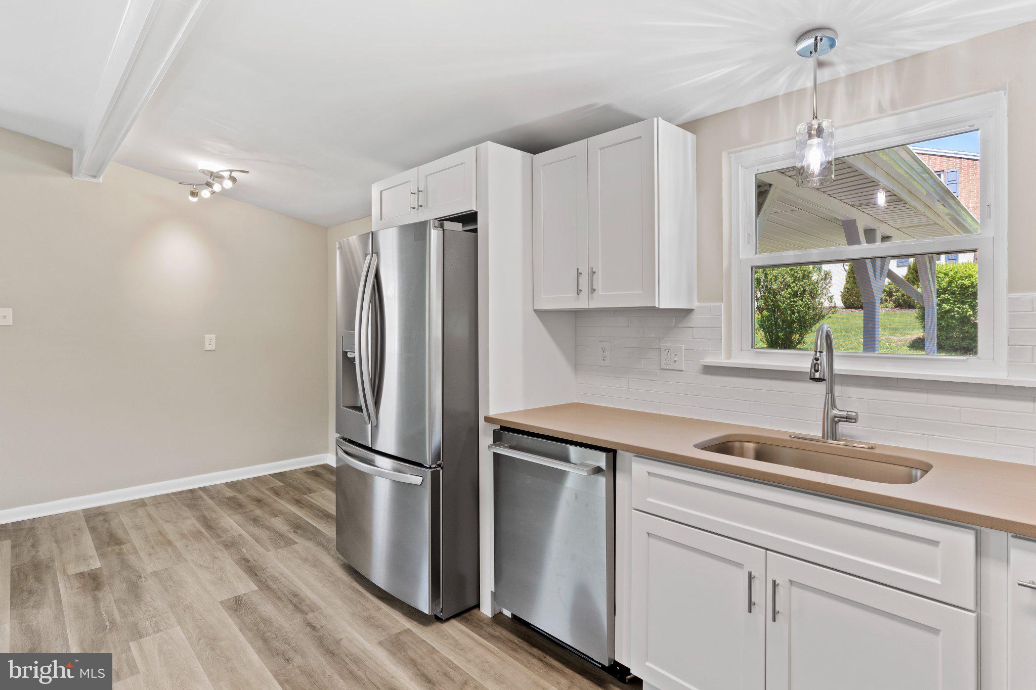 6700 Blue Ridge Avenue Harrisburg, PA 17112 - Photo 8 of 20 Modern kitchen with sleek finishes.