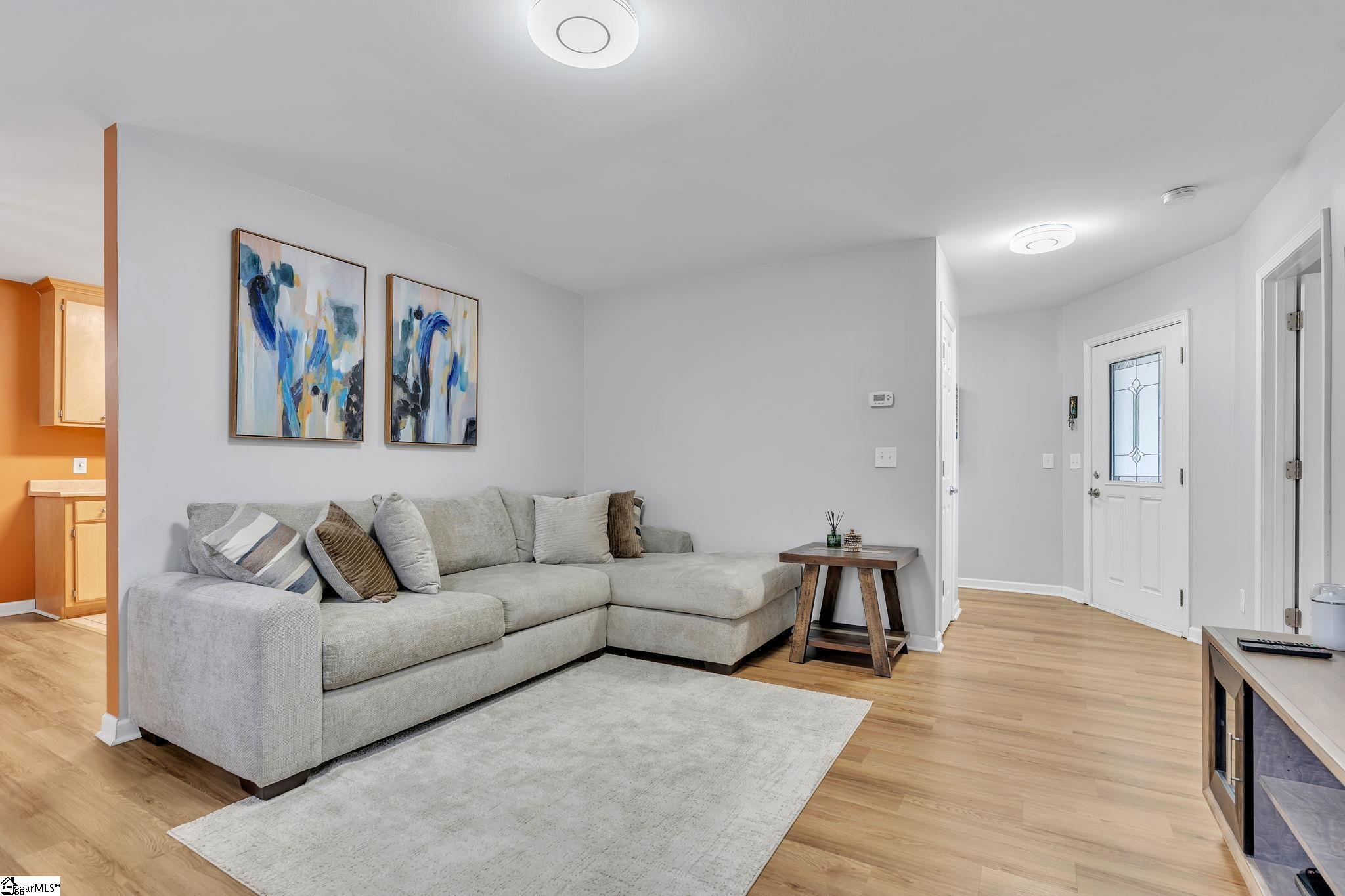 624 Ruddy Creek Circle Greer, SC 29651 - Photo 3 of 27