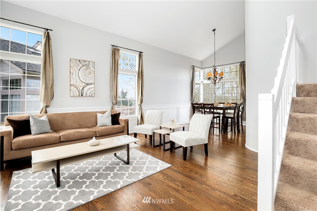 600 South 32nd Place Renton, WA 98055 - Photo 2 of 25