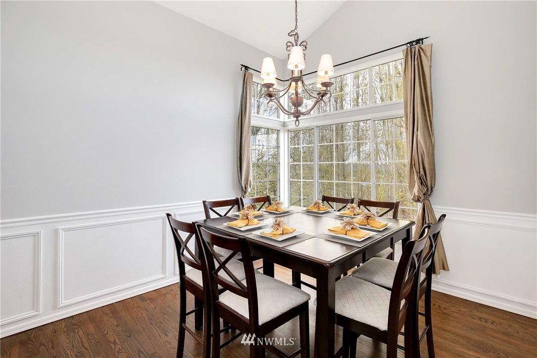 600 South 32nd Place Renton, WA 98055 - Photo 5 of 25