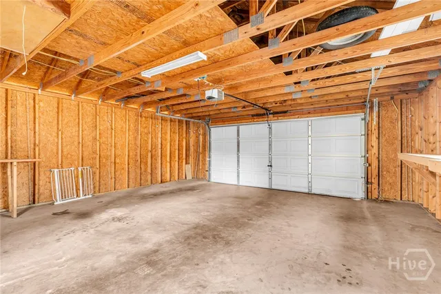 $2,200 | 16 Bushwood Drive, Savannah, GA 31407