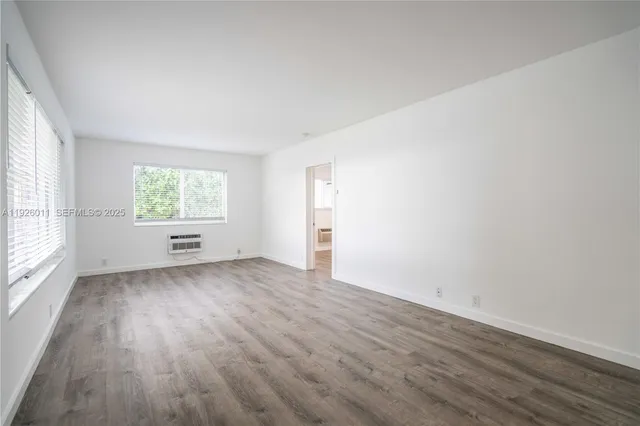 $3,000 | 1750 South Treasure Drive, Unit 1, North Bay Village, FL 33141