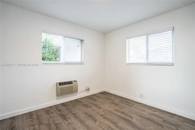 $3,000 | 1750 South Treasure Drive, Unit 1, North Bay Village, FL 33141