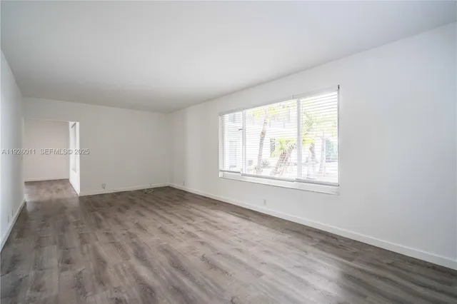 $3,000 | 1750 South Treasure Drive, Unit 1, North Bay Village, FL 33141