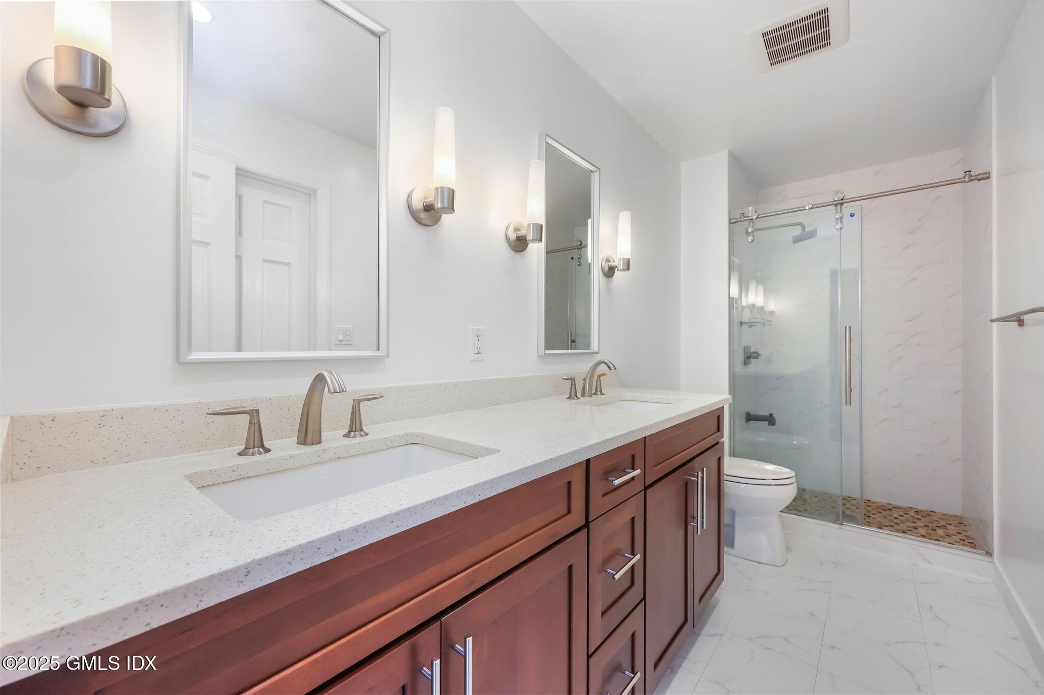 79 Silo Circle Riverside, CT 06878 - Photo 20 of 42 Primary Bath