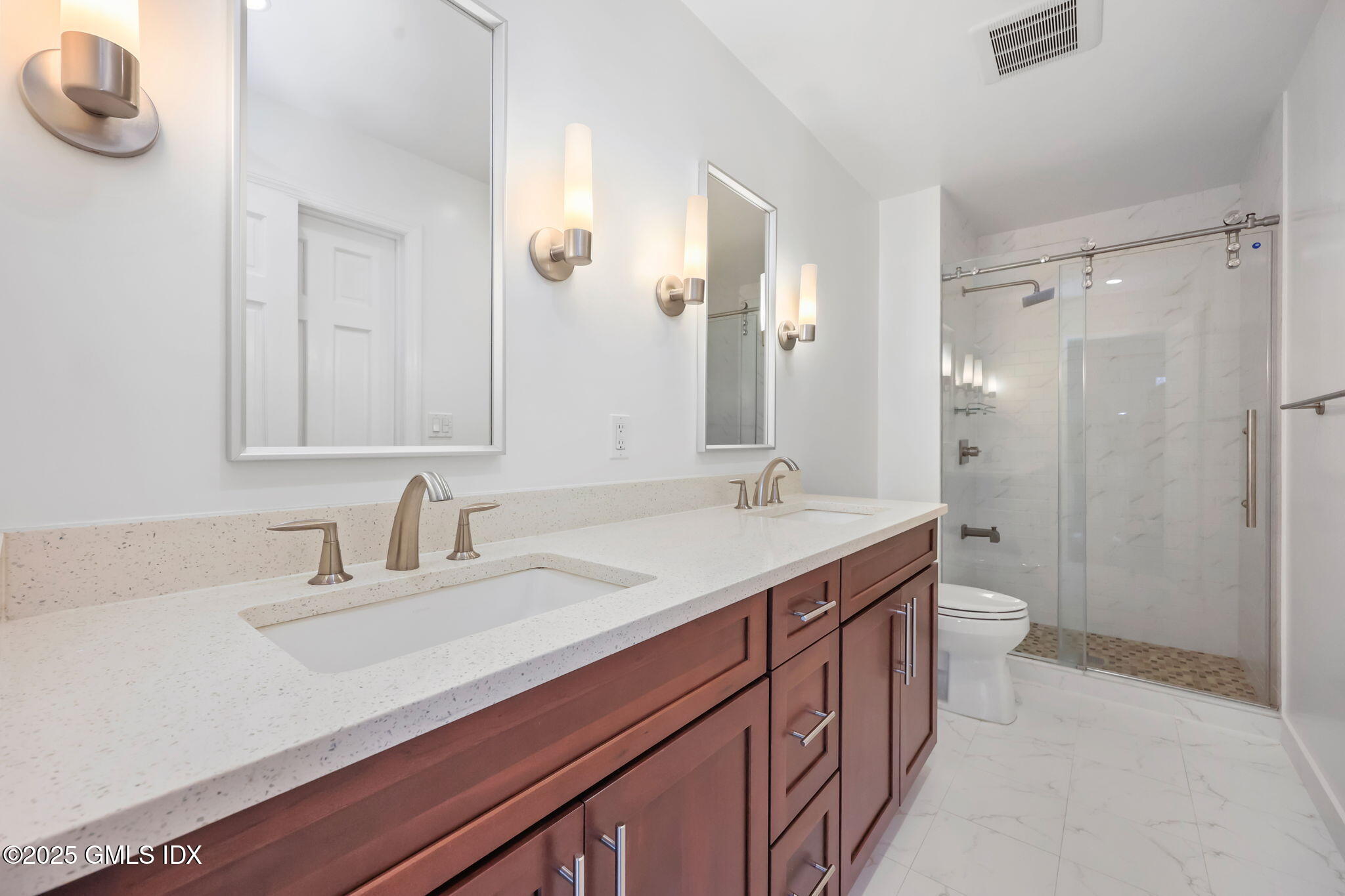 79 Silo Circle Riverside, CT 06878 - Photo 21 of 42 Primary Bath