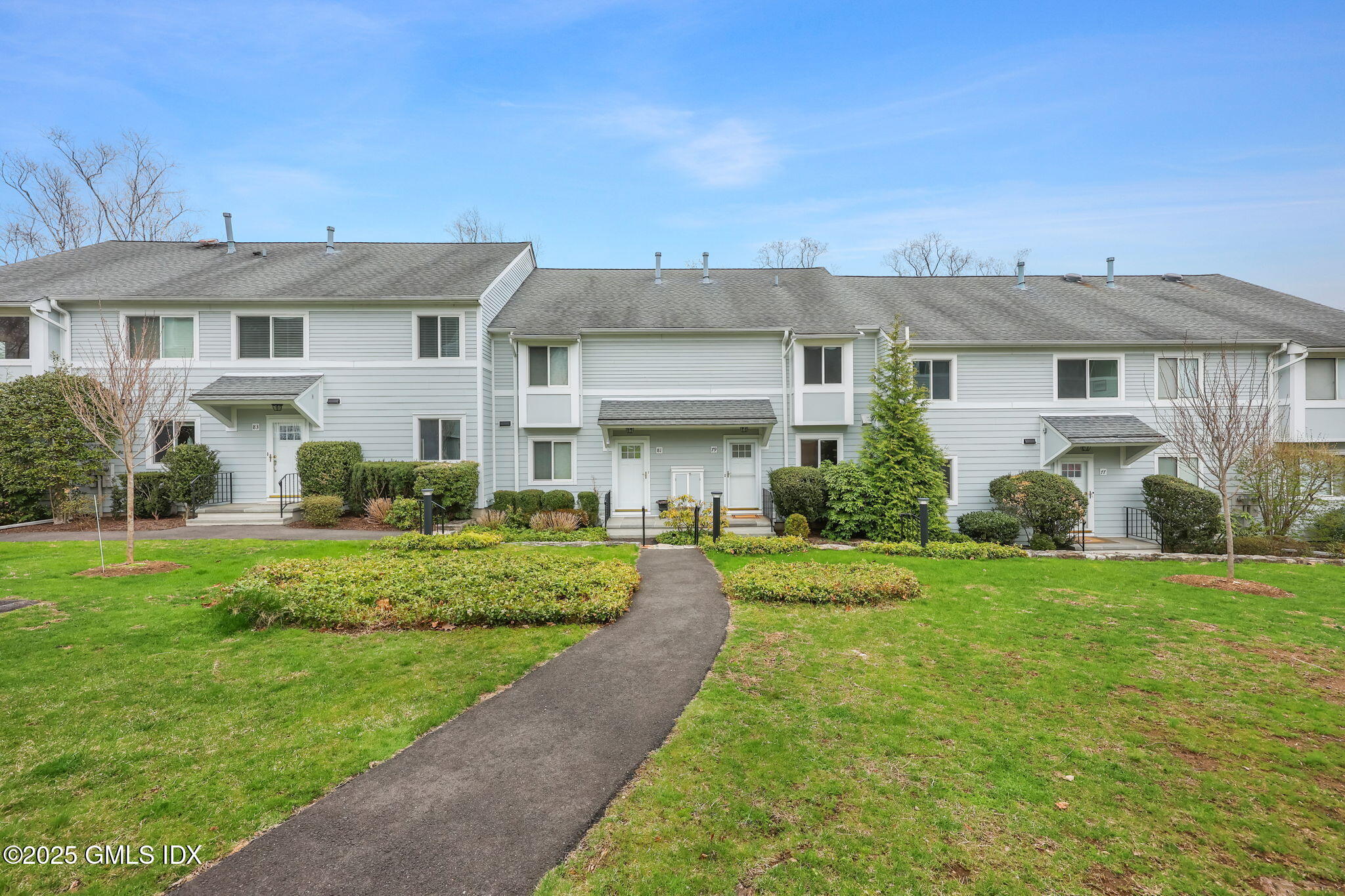 79 Silo Circle Riverside, CT 06878 - Photo 3 of 42 Front Entry