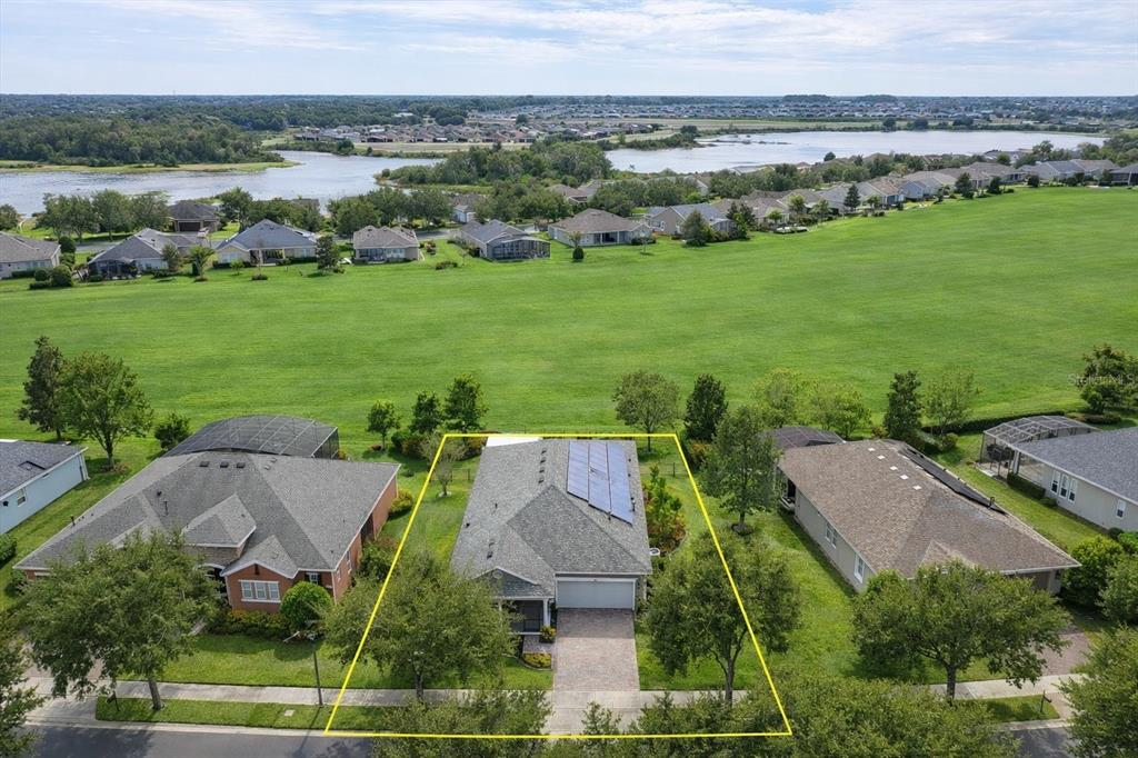 152 Balmy Coast Road Groveland, FL 34736 - Photo 3 of 36