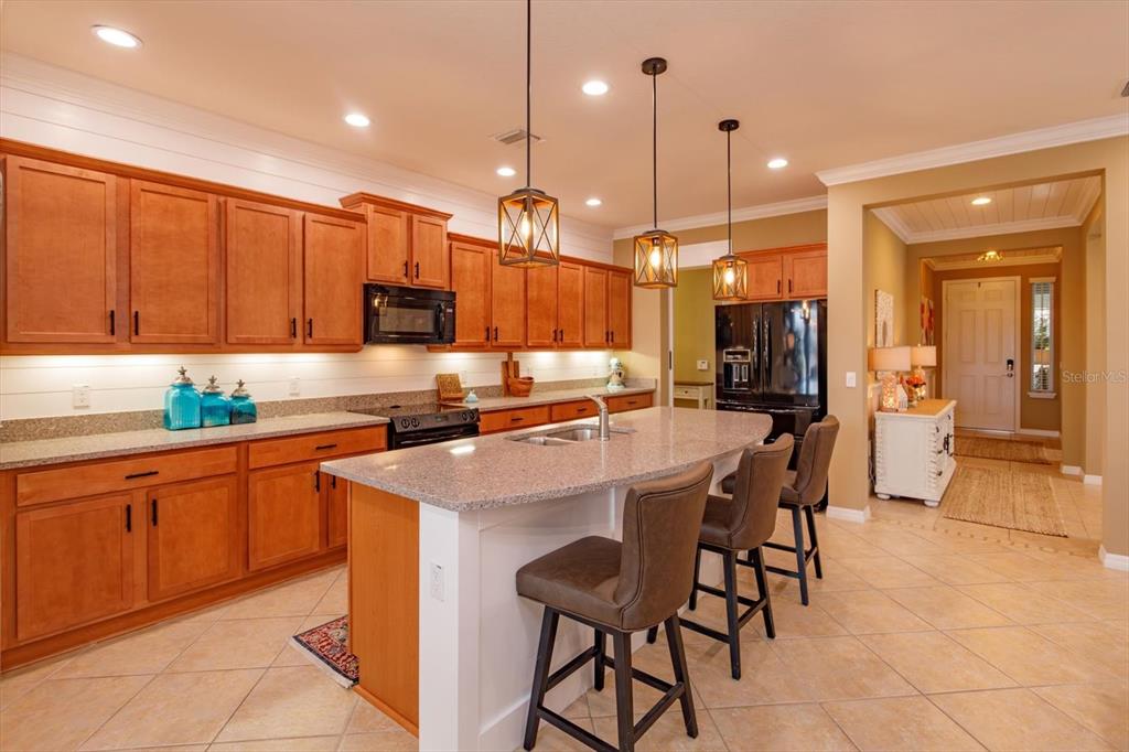 152 Balmy Coast Road Groveland, FL 34736 - Photo 10 of 36