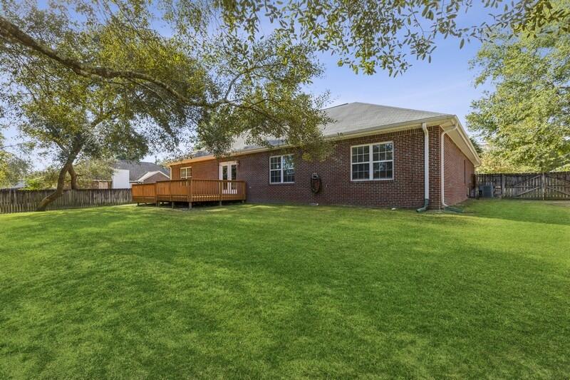 4599 Live Oak Church Road Crestview, FL 32539 - Photo 34 of 34 a front view of house with yard and green space