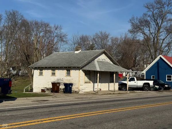 $77,500 | 7108 Highway 52, Arlington, IN 46104