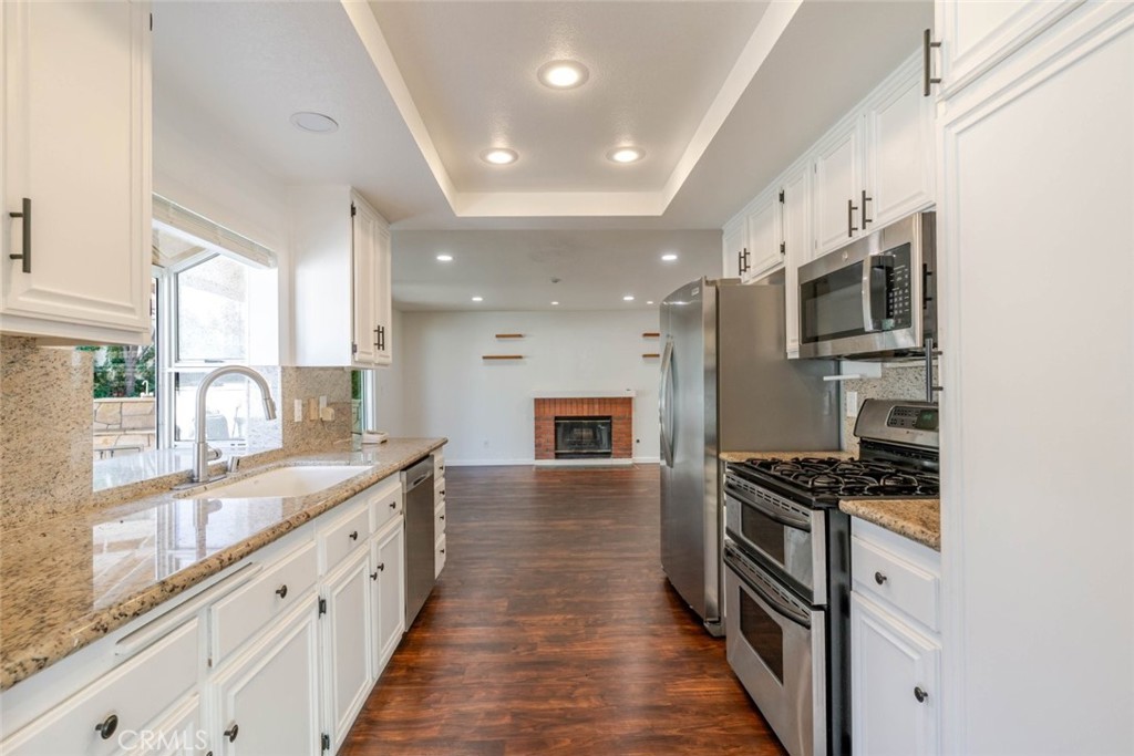 31256 Quail Valley Road Castaic, CA 91384 - Photo 8 of 27