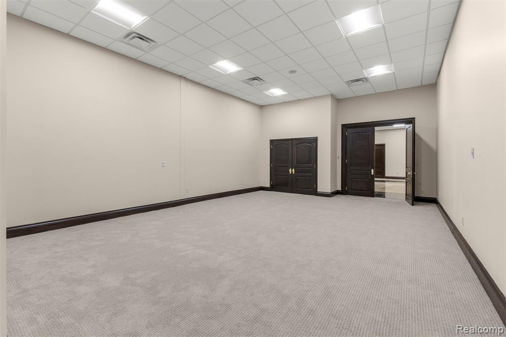 18585 Sheldon Road Northville, MI 48168 - Photo 68 of 98