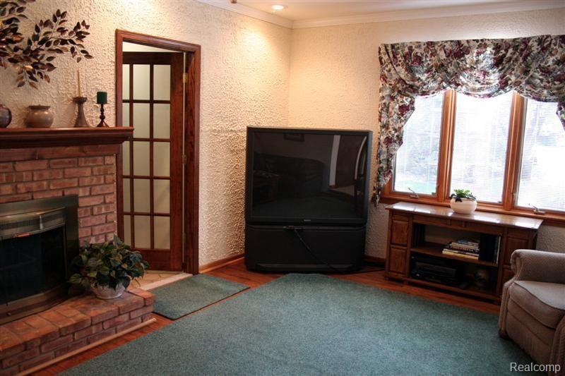 61234 Spring Circle Trail Washington, MI 48094 - Photo 7 of 24 Family Room2