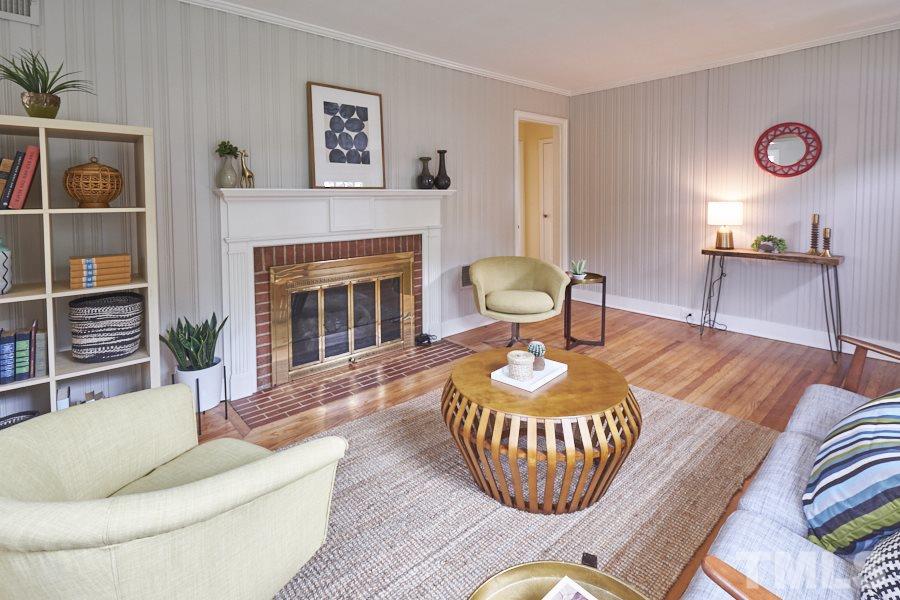 1829 Forest Road Durham, NC 27705 - Photo 3 of 25 Cheery and bright living space