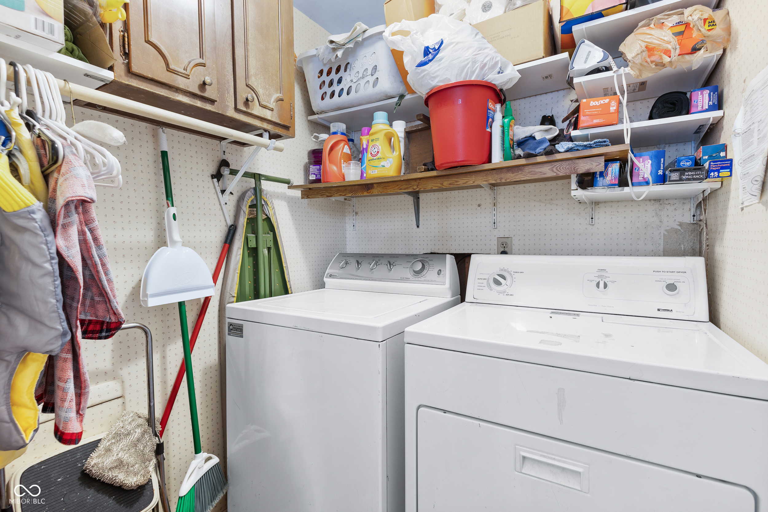 1939 West 74th Street Indianapolis, IN 46260 - Photo 14 of 22