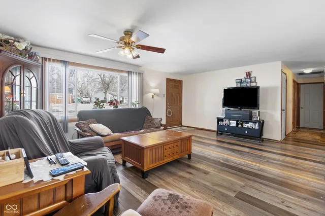 $249,000 | 1939 West 74th Street, Indianapolis, IN 46260