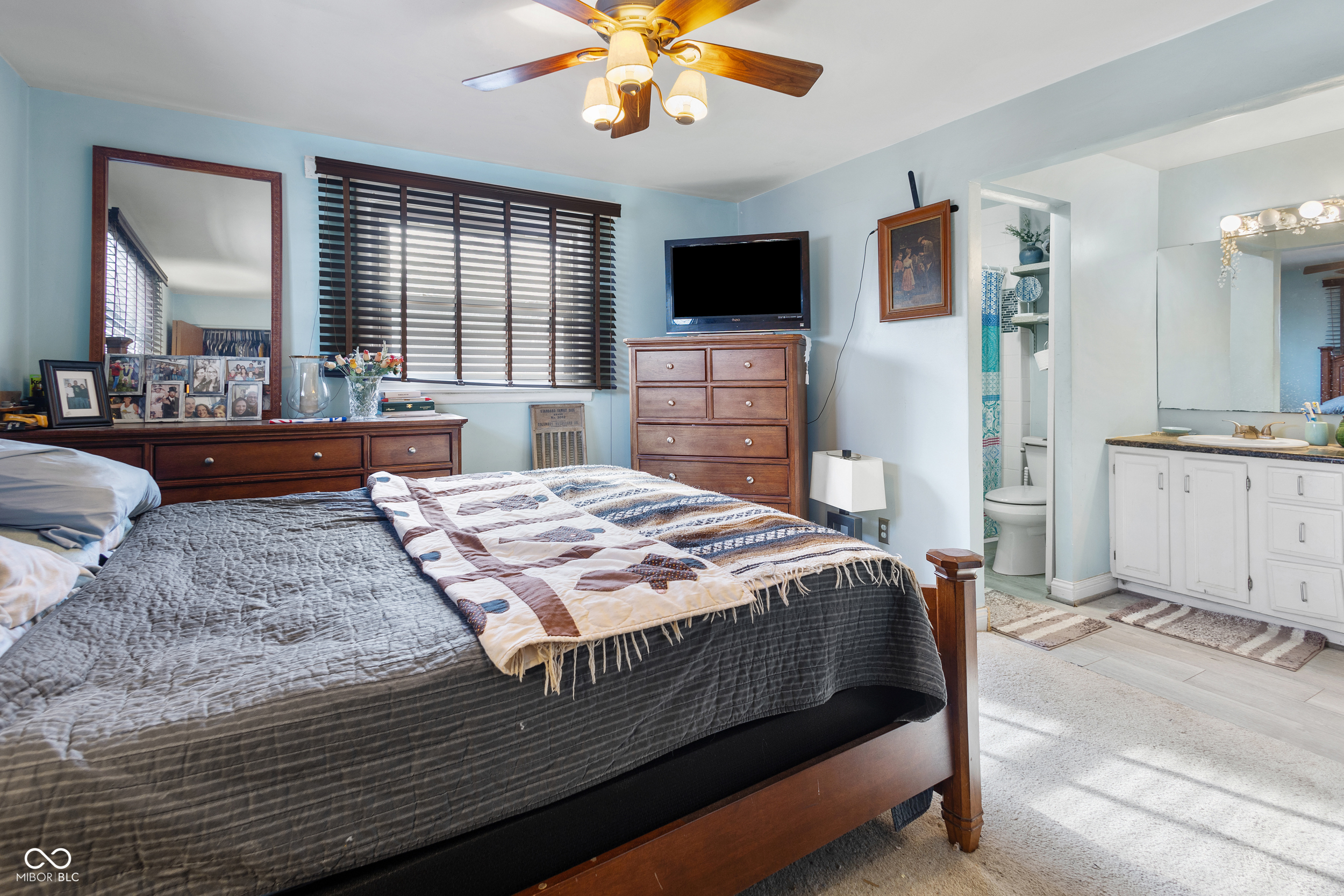 1939 West 74th Street Indianapolis, IN 46260 - Photo 6 of 22