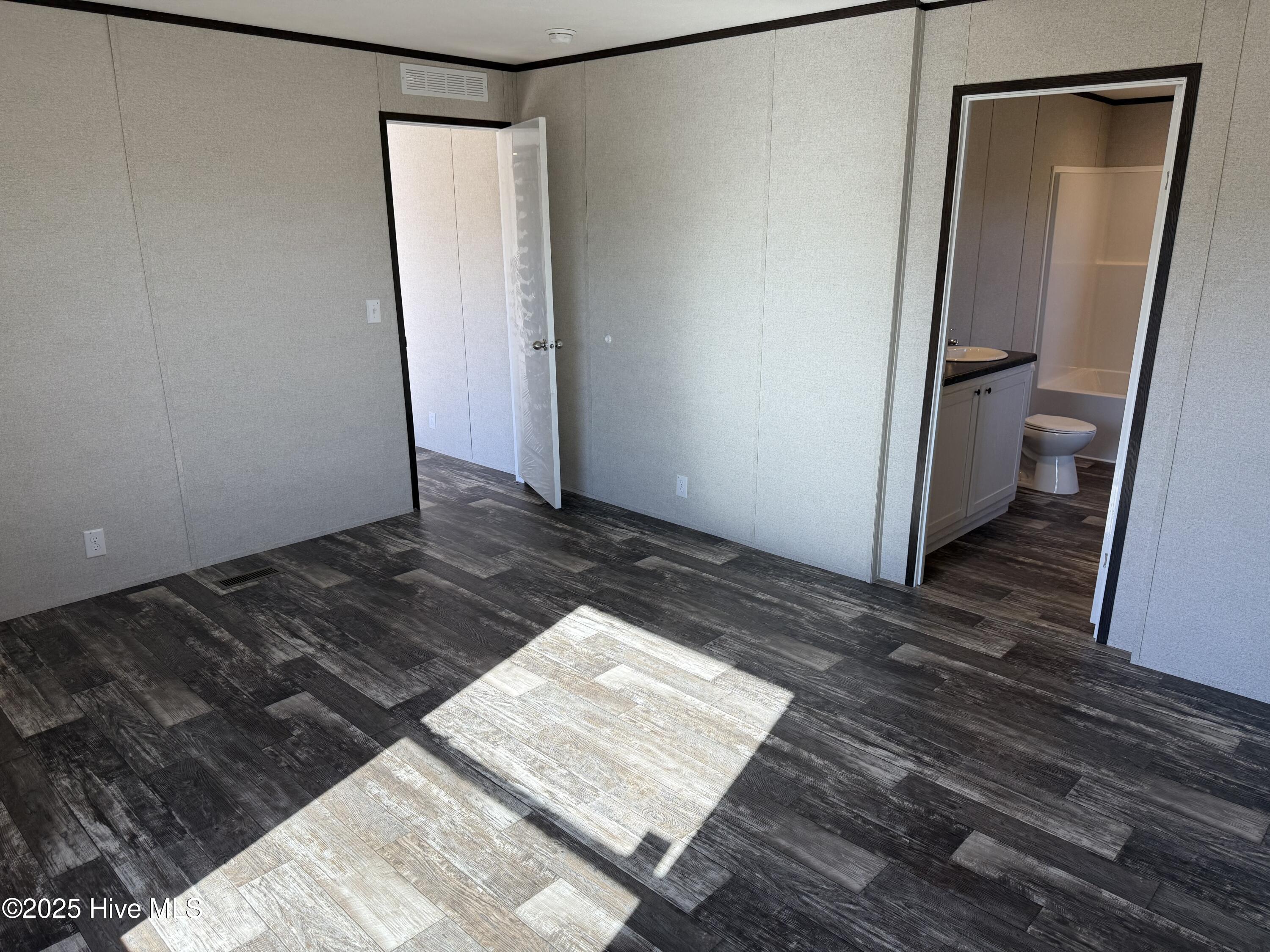 2227 Twisted Hickory Road Elizabethtown, NC 28337 - Photo 12 of 25 IMG_5177