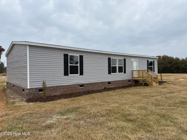 $185,000 | 2227 Twisted Hickory Road, Elizabethtown, NC 28337
