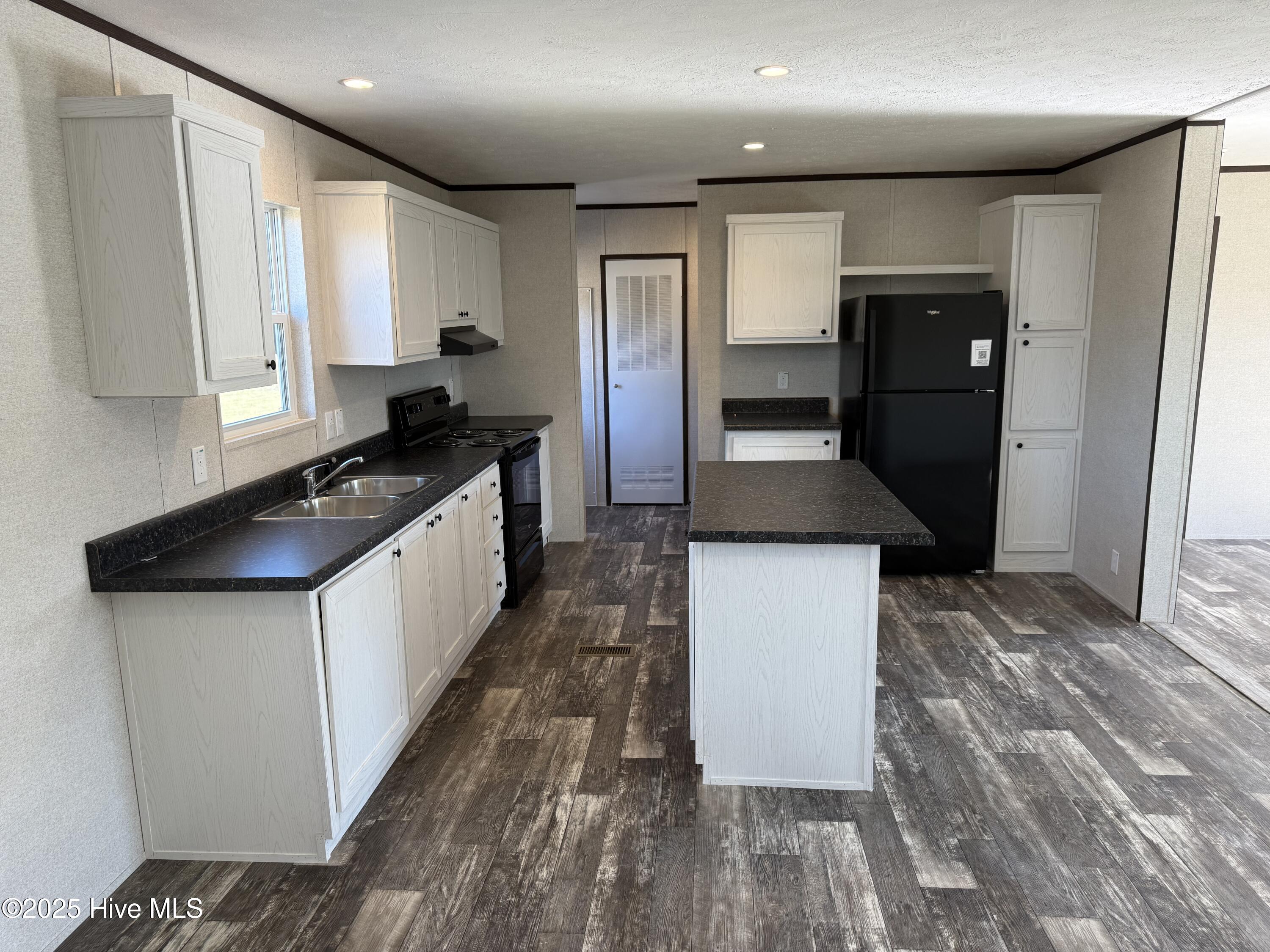 2227 Twisted Hickory Road Elizabethtown, NC 28337 - Photo 7 of 25 IMG_5172