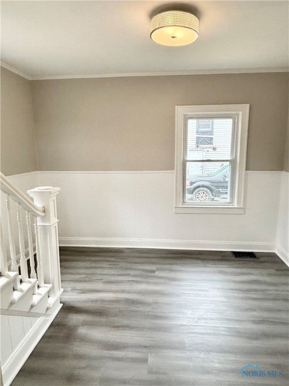 2097 Maginnis Road Oregon, OH 43616 - Photo 13 of 39 New flooring & paint.
