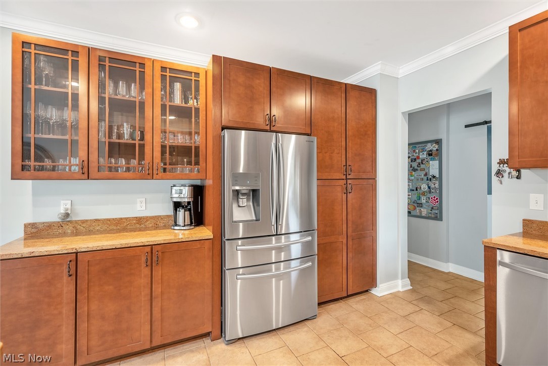 2929 Edgehill Road Cleveland, OH 44118 - Photo 16 of 35 Gallery Image 16