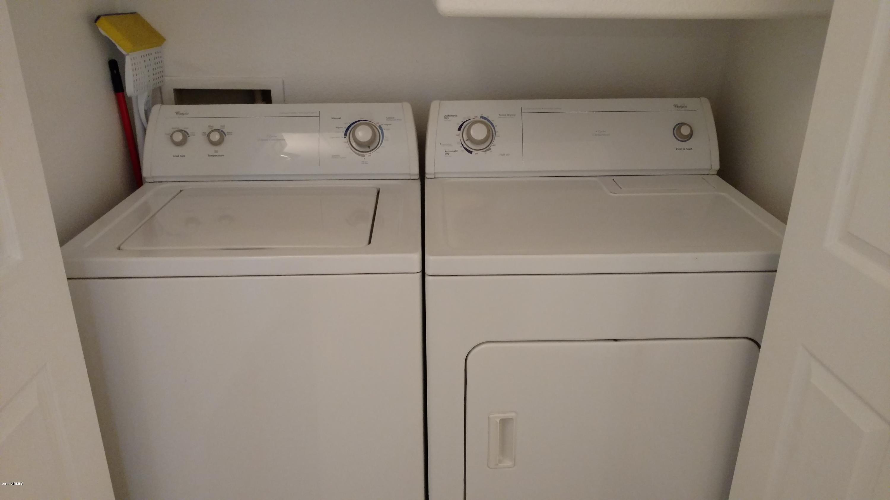 909 East Camelback Road, Unit 3020 Phoenix, AZ 85014 - Photo 8 of 22 Included washer and dryer