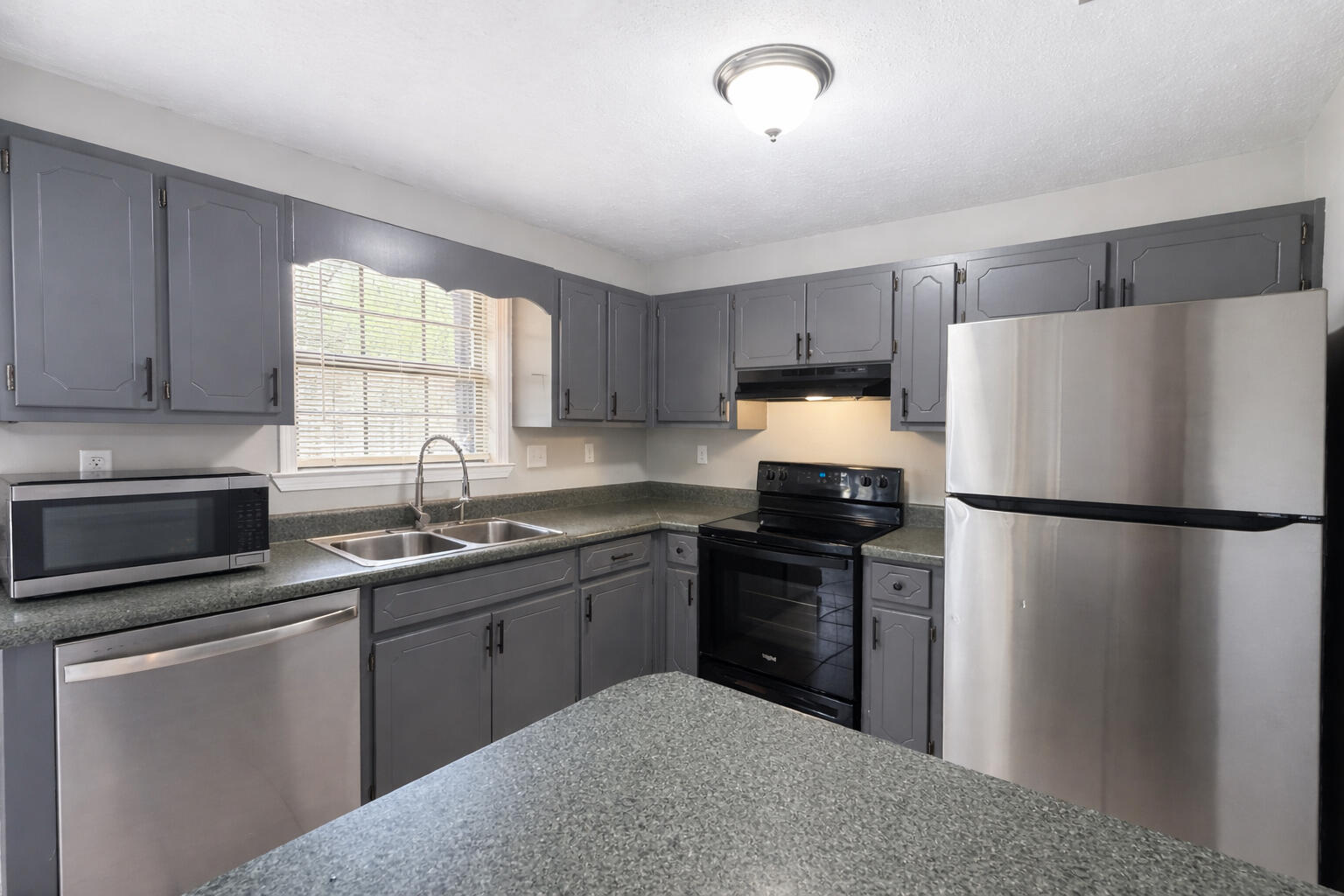 108 Beacons Bend Road Crestview, FL 32536 - Photo 8 of 20 Sunny modern kitchen with style!