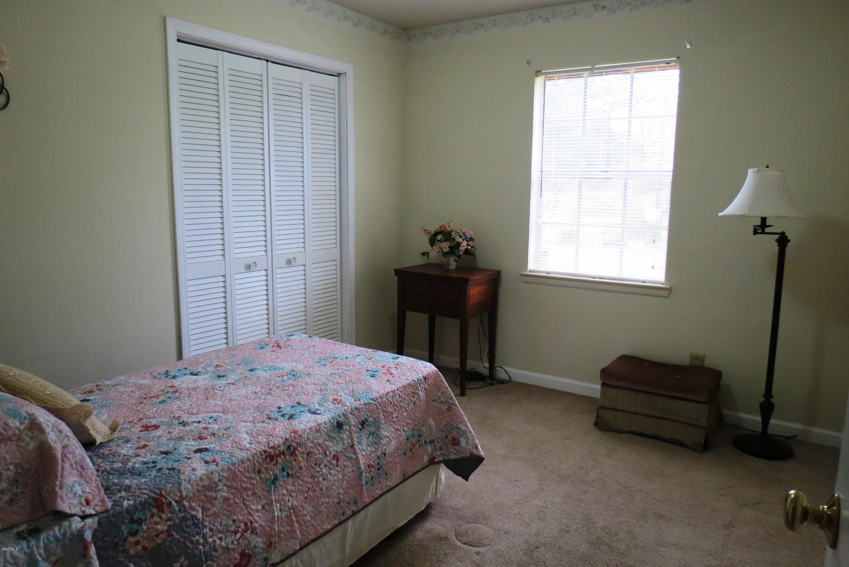 6025 Wildwood Road Moss Point, MS 39562 - Photo 14 of 28 IMG_8610