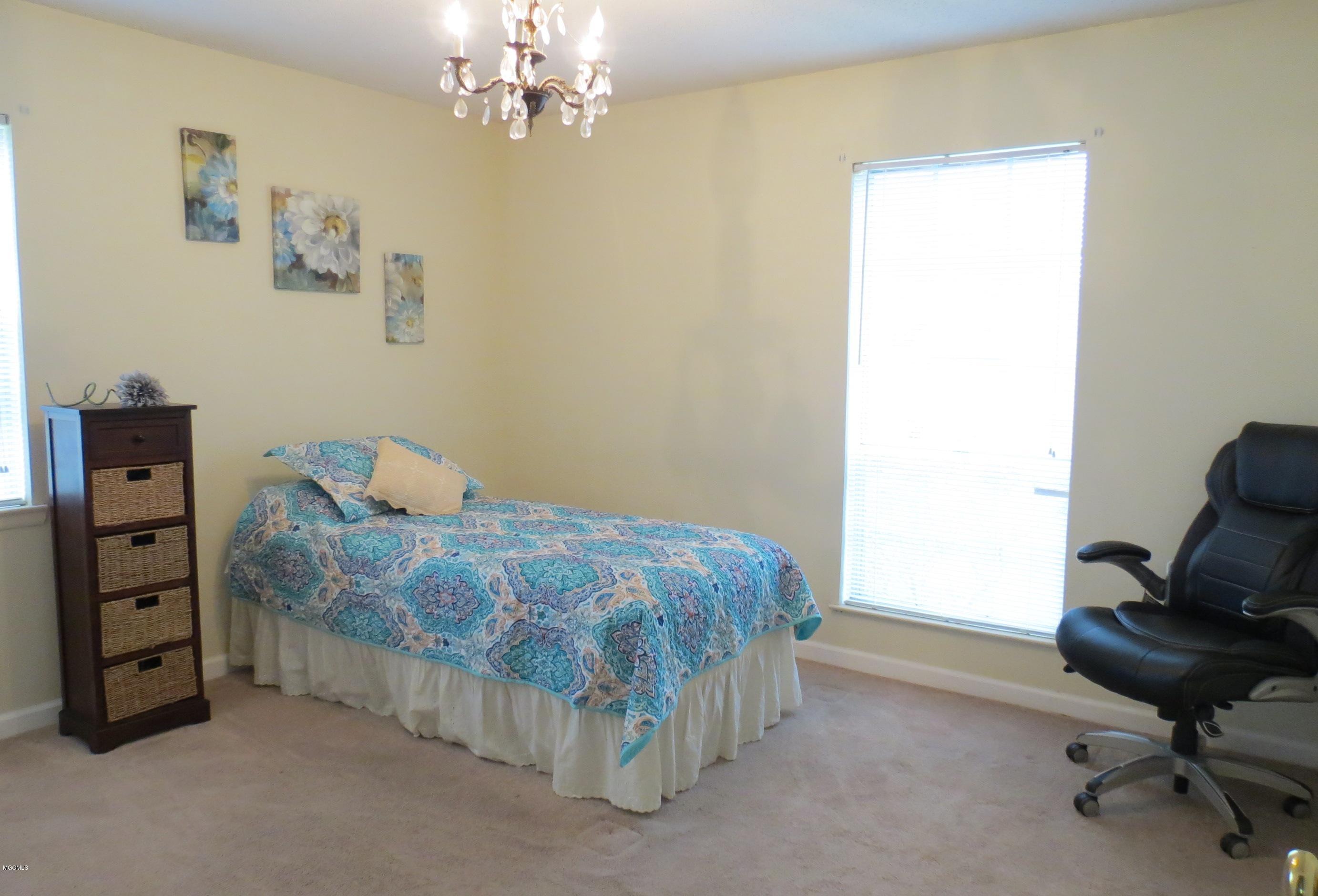 6025 Wildwood Road Moss Point, MS 39562 - Photo 16 of 28 IMG_8621