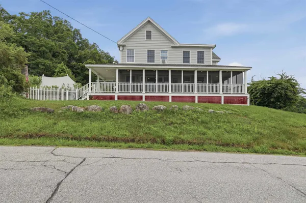 $950,000 | 20 Whitehall Road, South Hampton, NH 03827