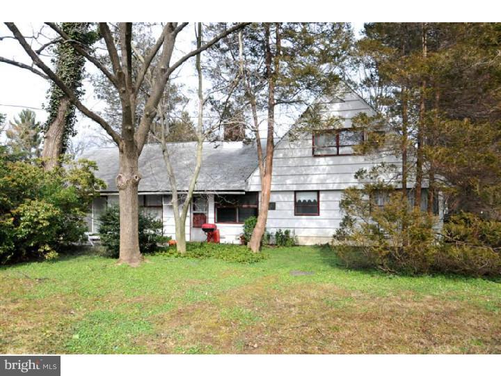 933 Crosswicks Road Rydal, PA 19046 - Photo 17 of 19 Exterior Back