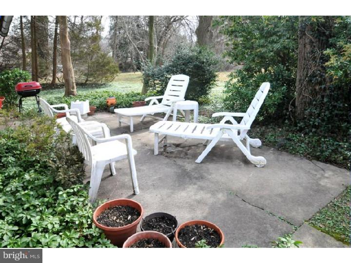 933 Crosswicks Road Rydal, PA 19046 - Photo 18 of 19 Patio